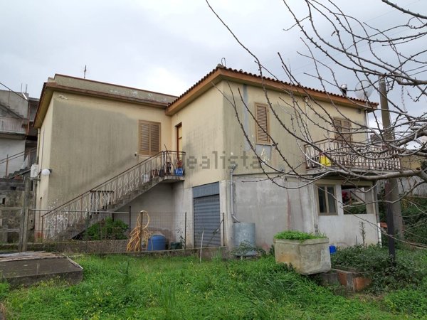 appartamento in vendita a Naso