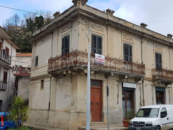 appartamento in vendita a Naso