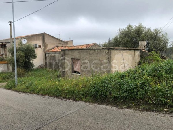 casa indipendente in vendita a Naso