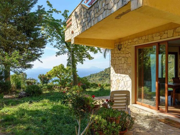 casa indipendente in vendita a Naso