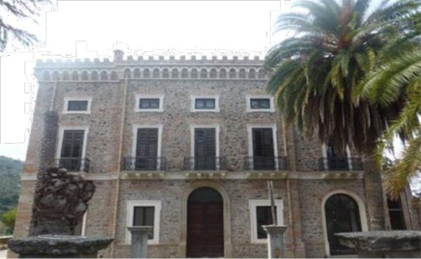 negozio in vendita a Naso