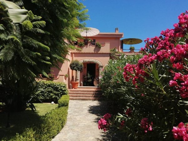 casa indipendente in vendita a Naso