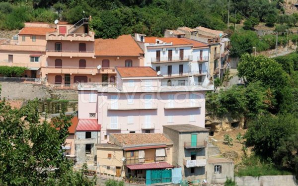 casa indipendente in vendita a Naso