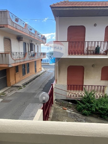 appartamento in vendita a Nizza di Sicilia