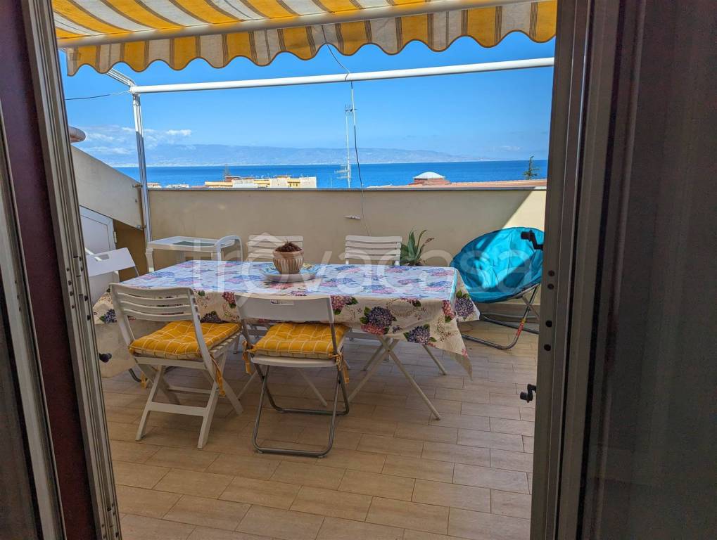 appartamento in vendita a Nizza di Sicilia