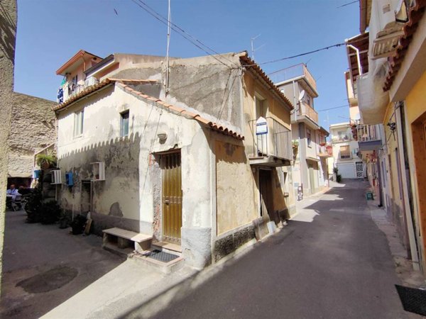 appartamento in vendita a Nizza di Sicilia