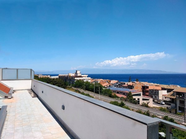 appartamento in vendita a Nizza di Sicilia