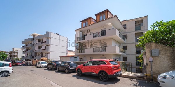 appartamento in vendita a Nizza di Sicilia