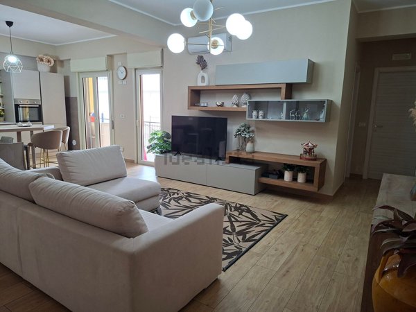 appartamento in vendita a Nizza di Sicilia