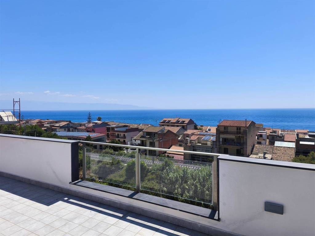 appartamento in vendita a Nizza di Sicilia