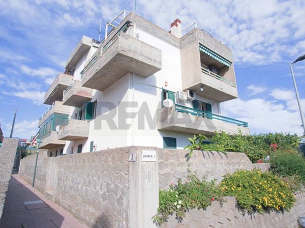 appartamento in vendita a Nizza di Sicilia