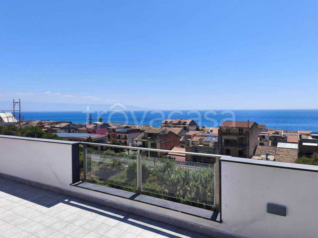 appartamento in vendita a Nizza di Sicilia