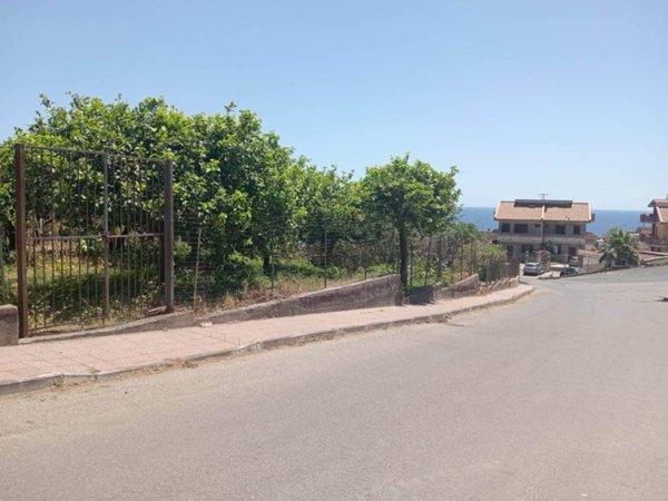 terreno agricolo in vendita a Nizza di Sicilia