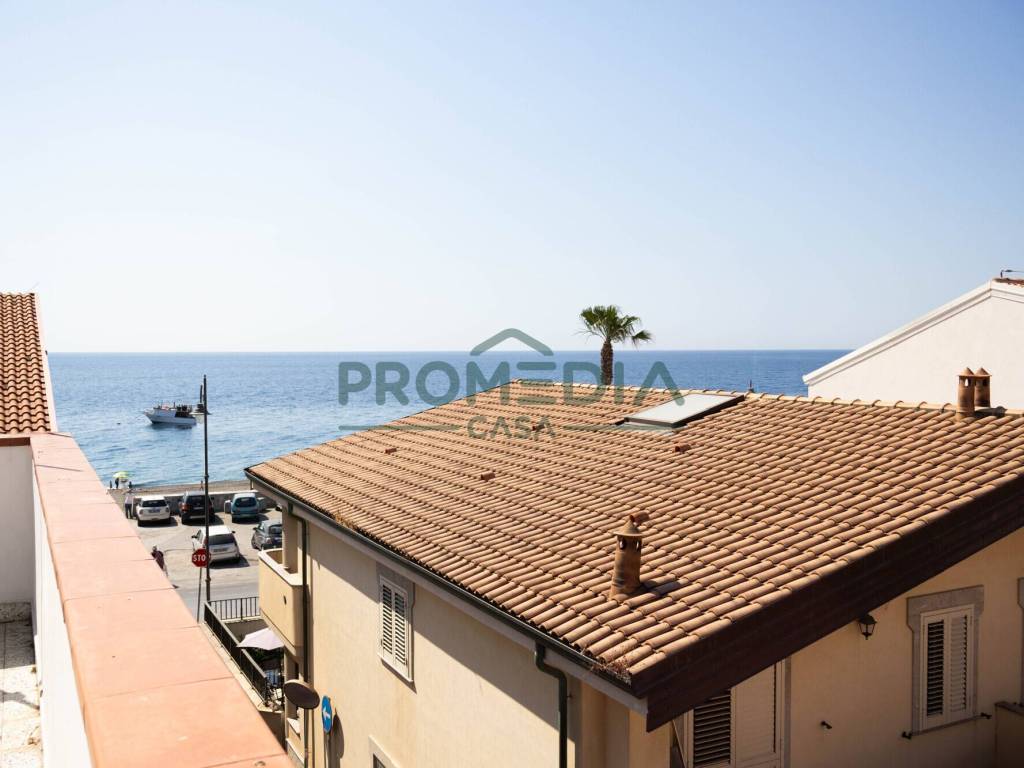 casa indipendente in vendita a Nizza di Sicilia