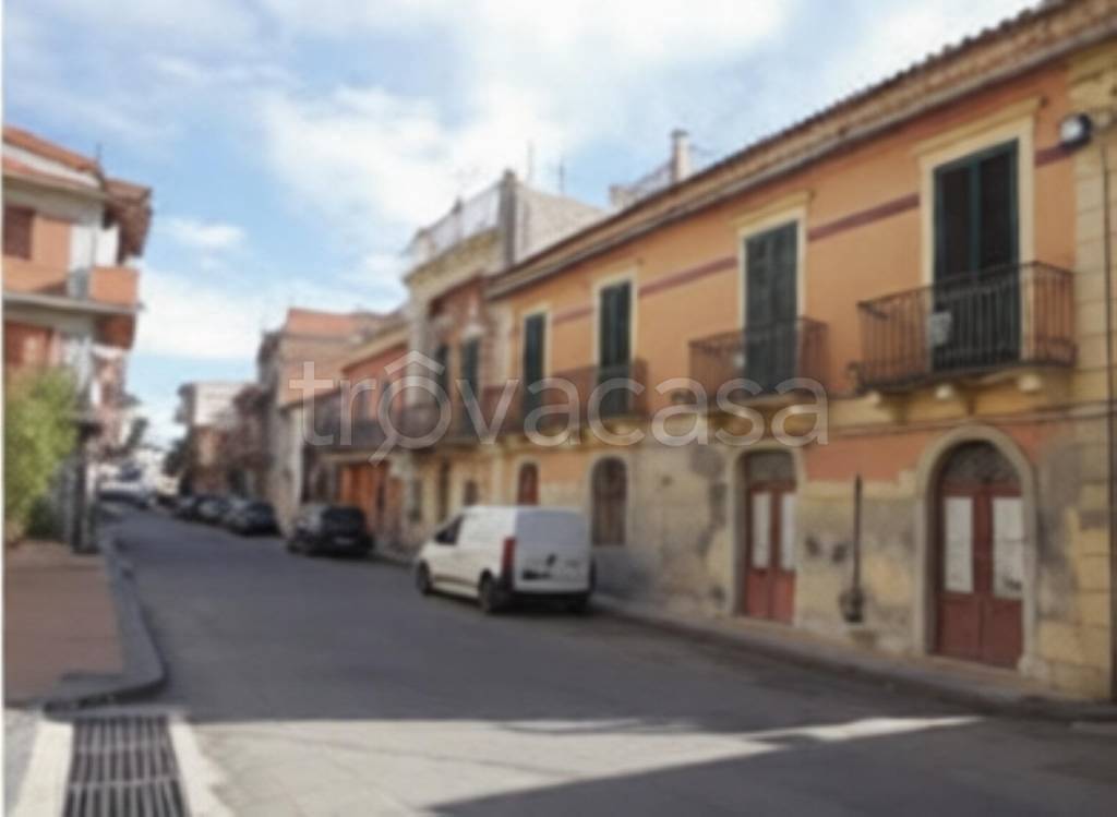 casa indipendente in vendita a Nizza di Sicilia