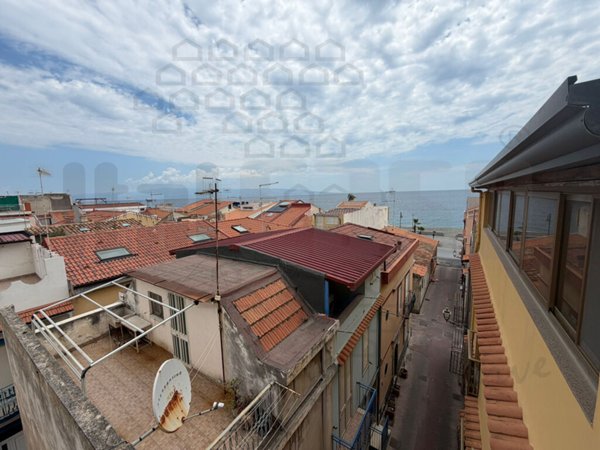 appartamento in vendita a Nizza di Sicilia