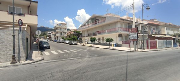 appartamento in vendita a Nizza di Sicilia