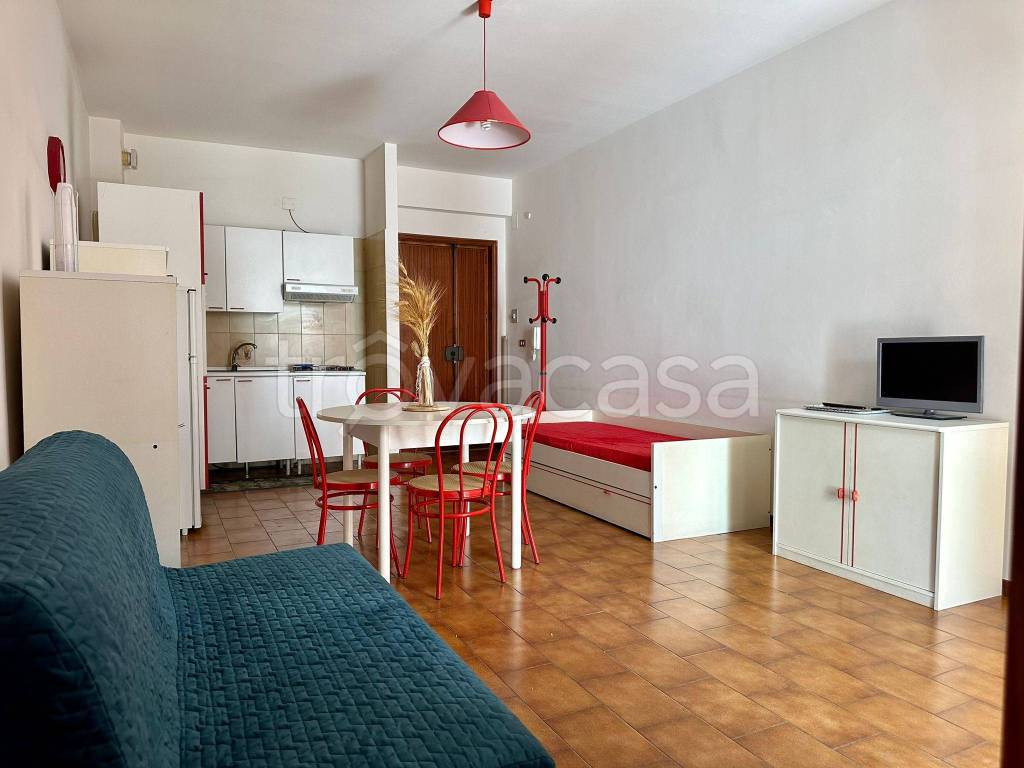 appartamento in vendita ad Oliveri
