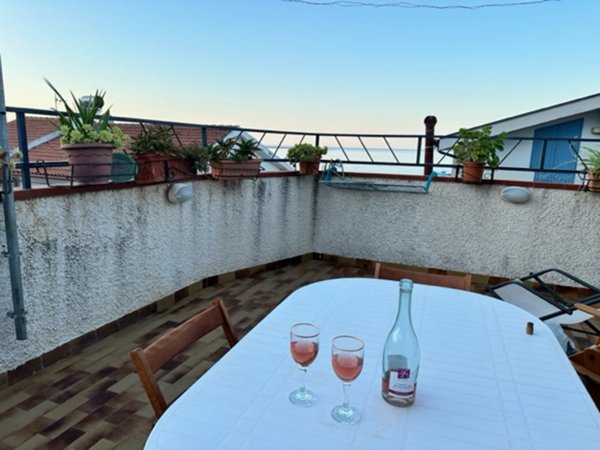 appartamento in vendita ad Oliveri