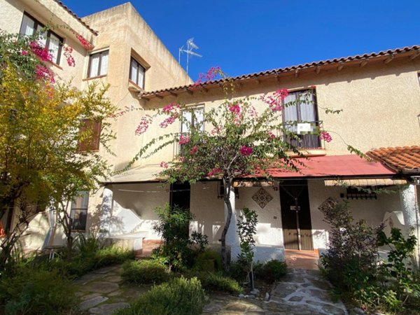 appartamento in vendita ad Oliveri