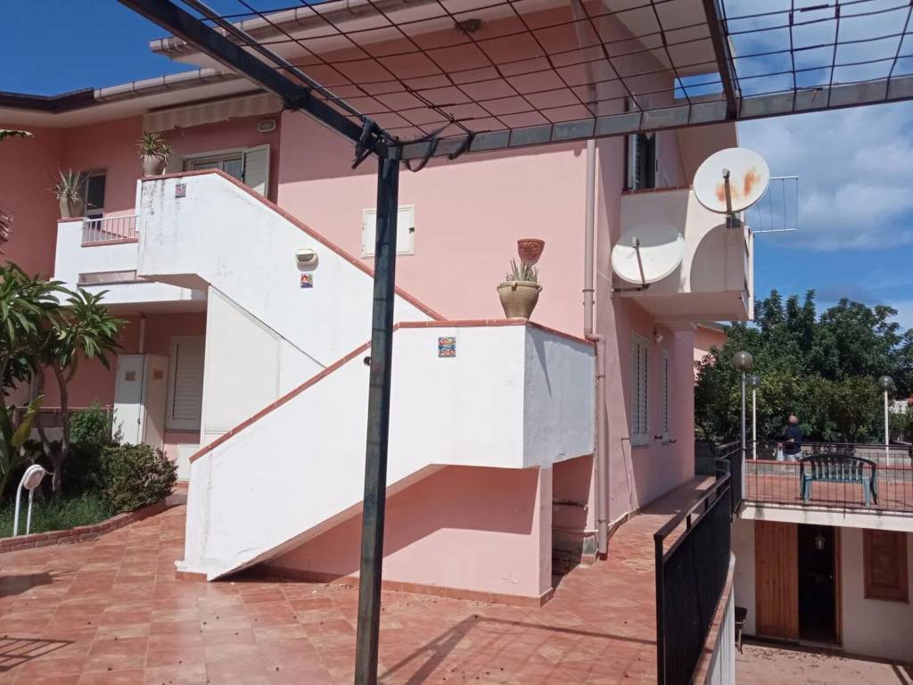 quadrivano in vendita ad Oliveri
