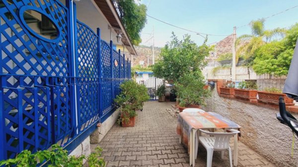 appartamento in vendita ad Oliveri