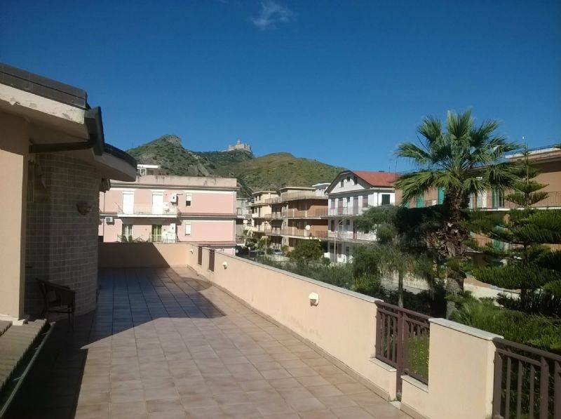 casa indipendente in vendita ad Oliveri