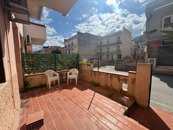 appartamento in vendita ad Oliveri