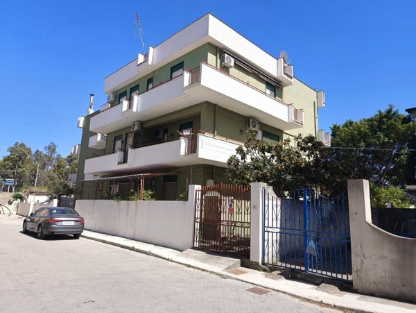 appartamento in vendita ad Oliveri