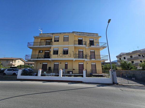 appartamento in vendita ad Oliveri