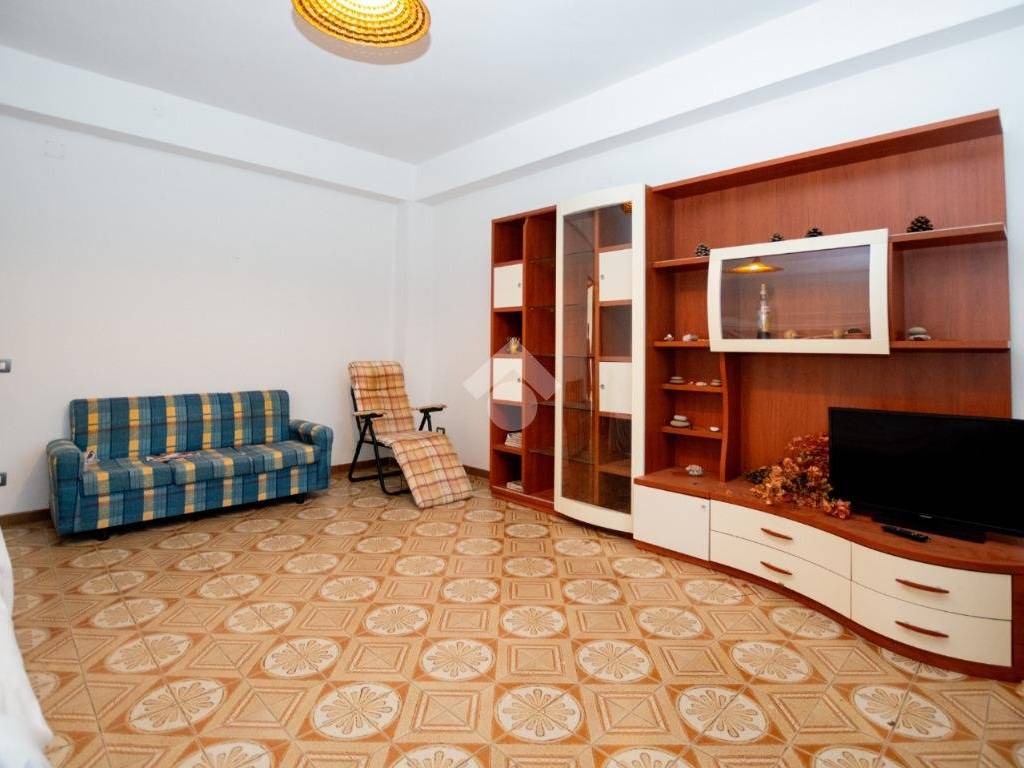 appartamento in vendita ad Oliveri