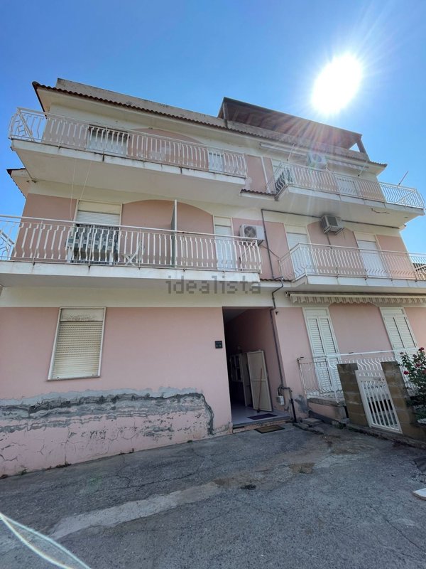 appartamento in vendita ad Oliveri