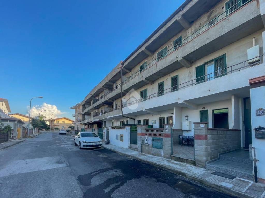 appartamento in vendita ad Oliveri