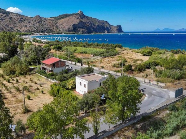 casa indipendente in vendita ad Oliveri