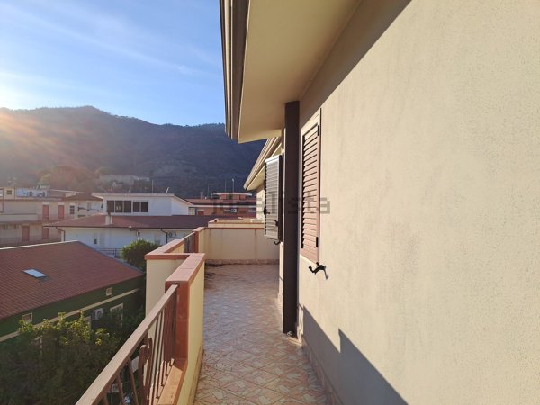 appartamento in vendita ad Oliveri