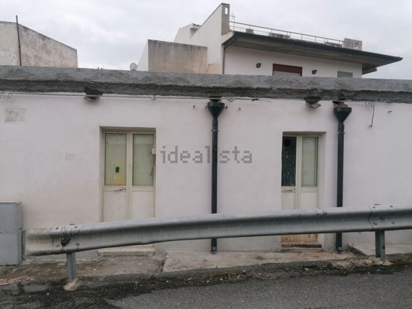 casa indipendente in vendita ad Oliveri