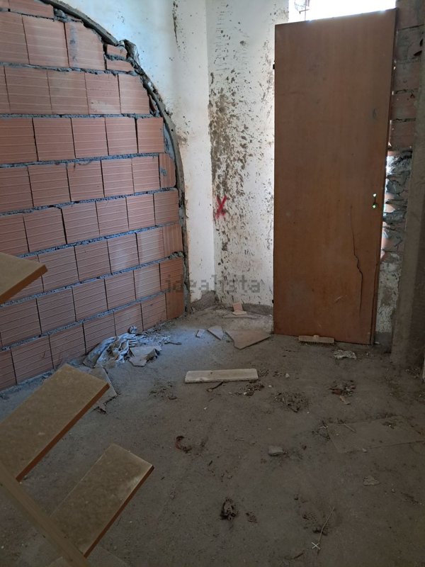 appartamento in vendita ad Oliveri