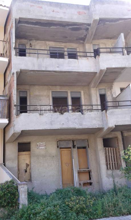 appartamento in vendita ad Oliveri