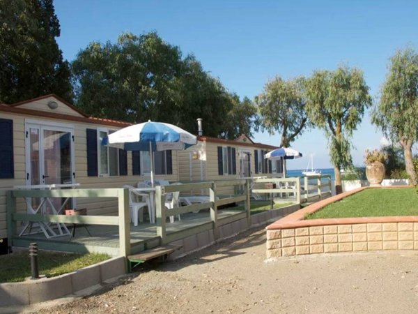 negozio in vendita ad Oliveri