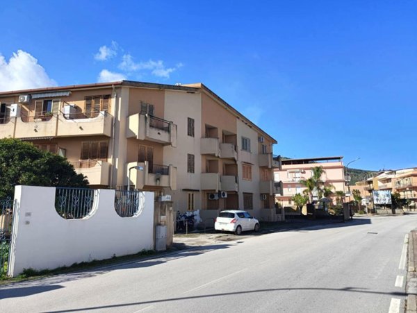 appartamento in vendita ad Oliveri