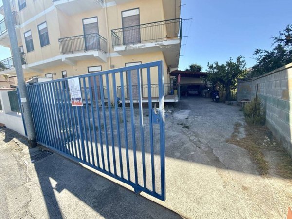 appartamento in vendita ad Oliveri