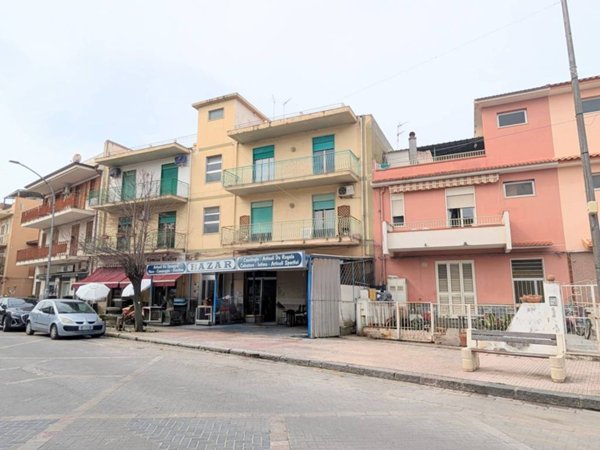 appartamento in vendita ad Oliveri