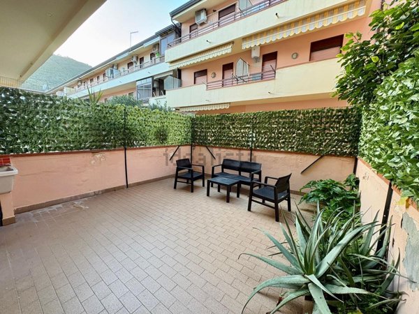 appartamento in vendita ad Oliveri