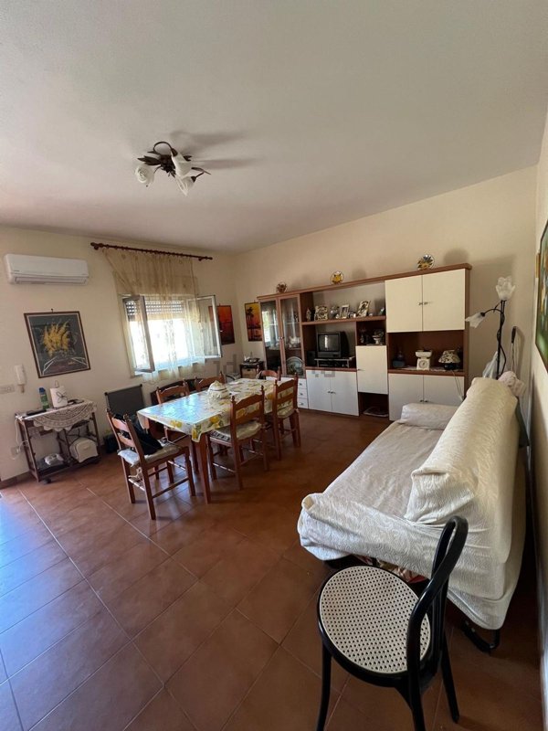 appartamento in vendita ad Oliveri