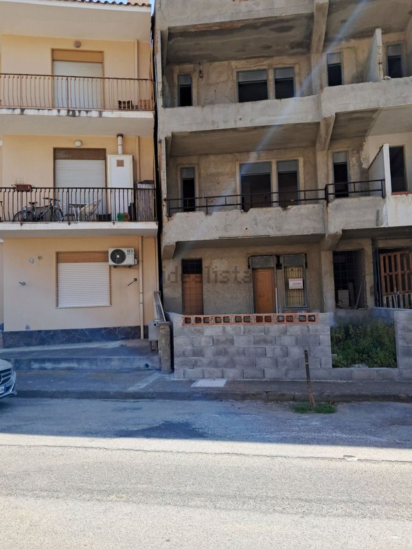 appartamento in vendita ad Oliveri