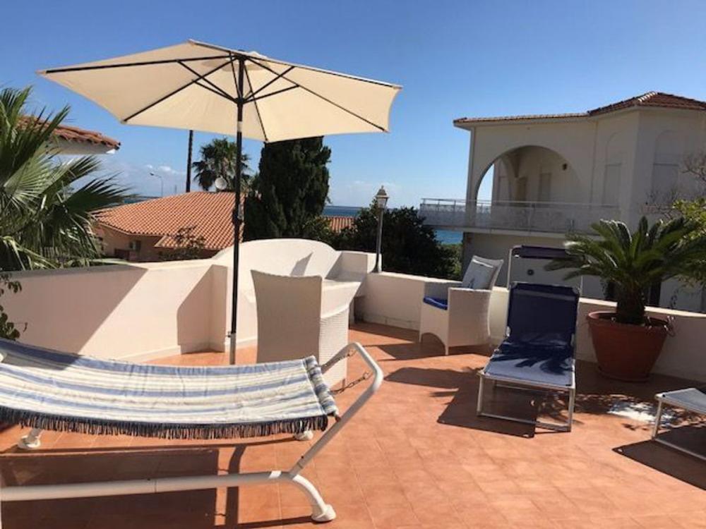 casa indipendente in vendita ad Oliveri