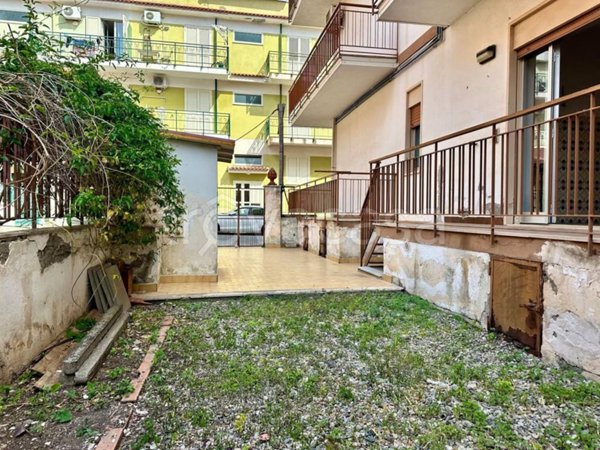 appartamento in vendita ad Oliveri