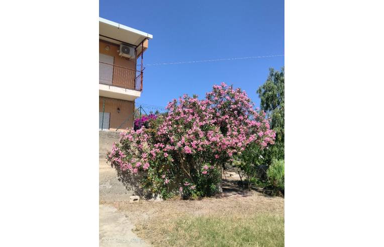 casa indipendente in vendita ad Oliveri