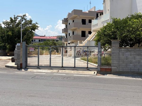 casa indipendente in vendita ad Oliveri