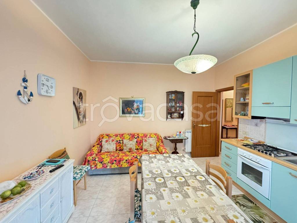 appartamento in vendita ad Oliveri